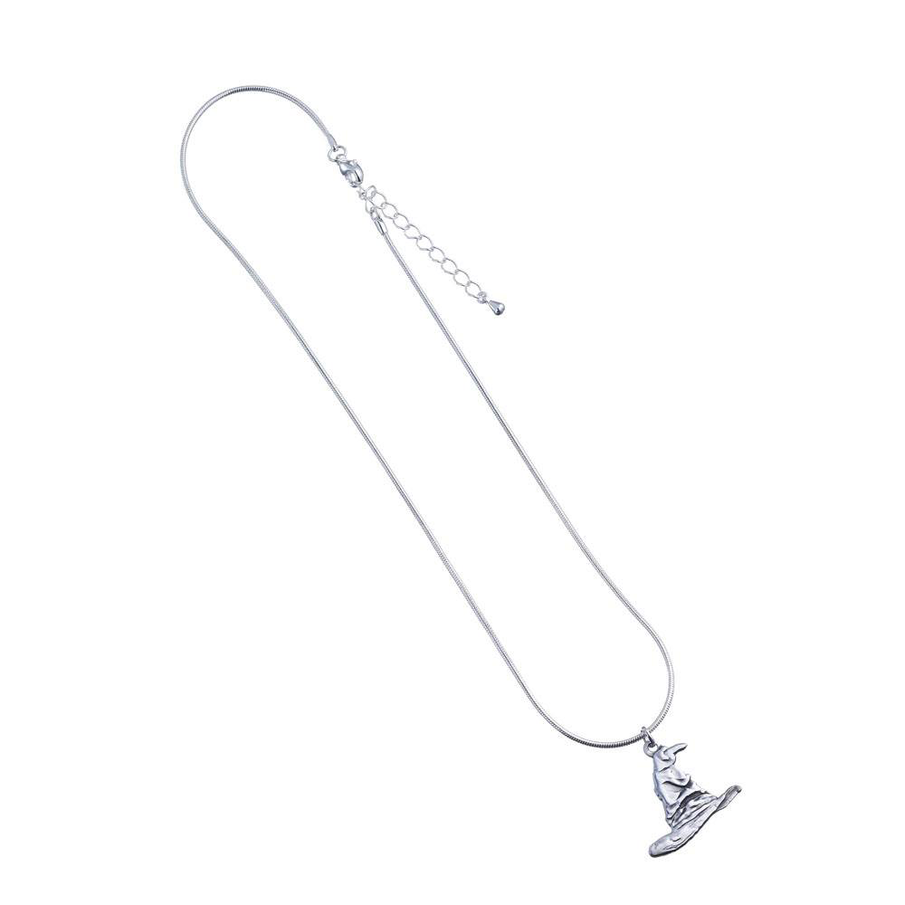 Harry Potter Halskette mit Sprechender Hut Anhänger – versilberter, ca. 45 cm Kette, offizielles Lizenzschmuckstück von The Carat Shop.