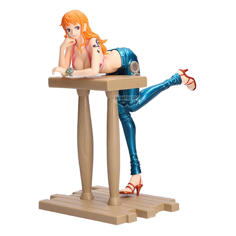 One Piece Nami Grandline Journey Version A PVC Statue von der Strohhutbande. Ca. 17 cm groß – von Banpresto. In Karton geliefert.
